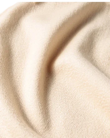 VIONIS·XY ecru cashmere scarf crafted from 100% Inner Mongolia cashmere, soft neutral elegance for all seasons