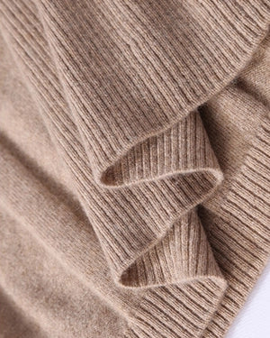 VIONIS-XY-high-definition-texture-of-100-percent-inner-mongolian-cashmere-camel-fabric-fold-showing-ethereal-softness