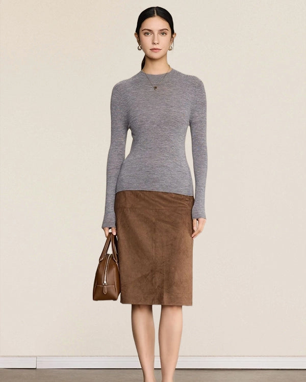 VIONIS·XY heather grey seamless merino top worn as base layer, lightweight 16μm merino wool with stretch fit