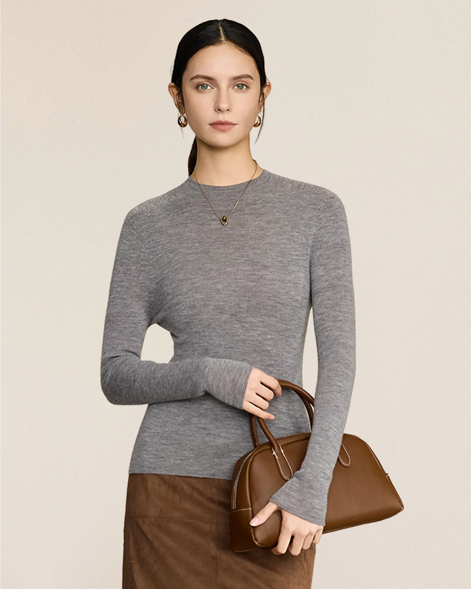 VIONIS·XY seamless merino base layer in heather grey made from 16μm ultra-fine merino wool, Südwolle Group yarn front view