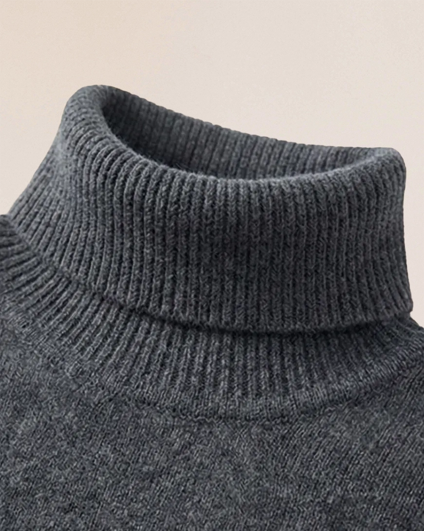 Close-up of VIONIS·XY 100% Inner Mongolia Cashmere turtleneck collar in Charcoal Grey