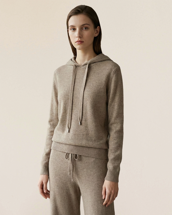 VIONIS·XY Off-Duty Cashmere Set in Oatmeal, made from 100% Inner Mongolian cashmere, total weight 630g
